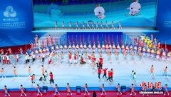 1.5万名“小海豚”绘就残特奥会温暖画卷